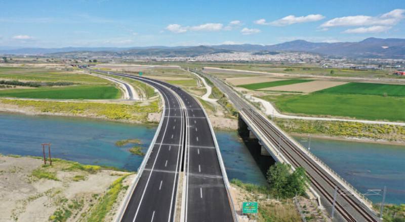 Διαγωνισμός «Νέες διακλαδώσεις κεντρικού οδικού άξονα κορμού Β. Εύβοιας προς Παράκτιες Ζώνες»