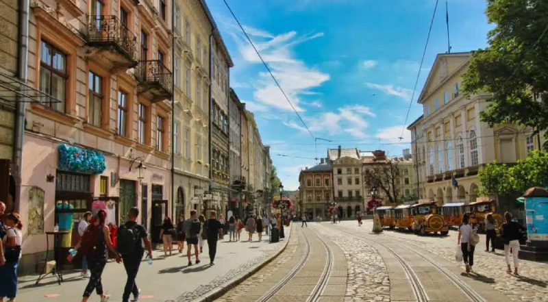 Supervision – trolleybus and feeder line rehabilitation – Lviv, Ukraine.